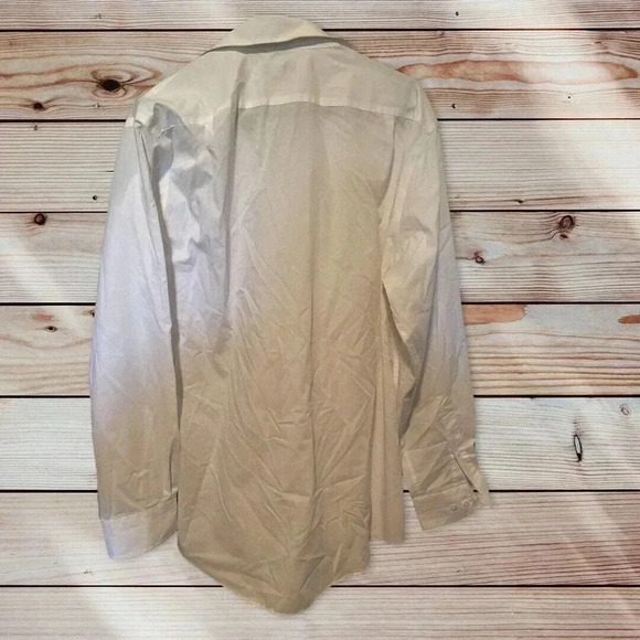 CROFT AND BARROW SIZE 34/35 WHITE BUTTIN DOWN WRINKLE RESISTANCE DRESS SHIRT - Picture 2 of 2